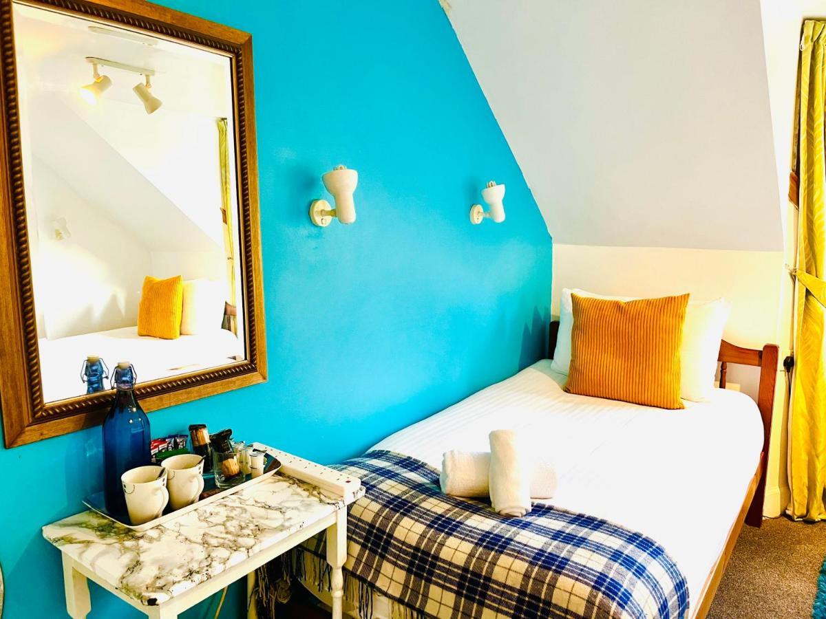 Rowantreebank Bed And Breakfast Arrochar Esterno foto